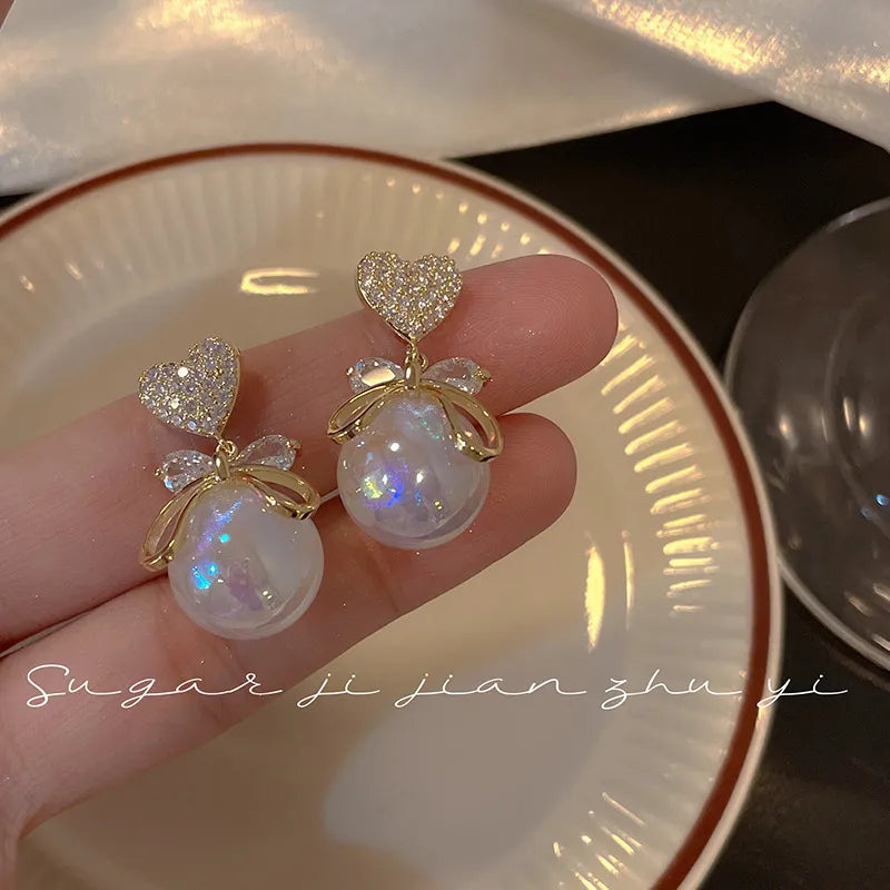 Argollas "Graceful Pearl" ETERNITY - Baño de Oro y Perla Pendiente