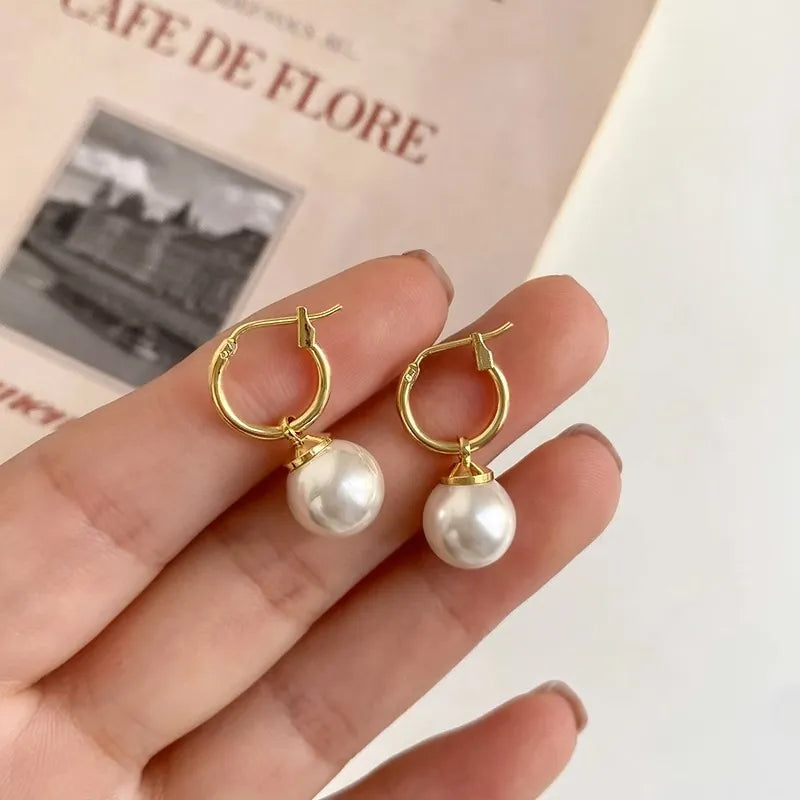 Argollas "Graceful Pearl" ETERNITY - Baño de Oro y Perla Pendiente