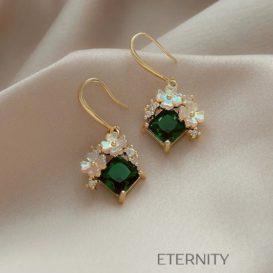 Zarcillos Garden Emerald con Cristal Esmeralda y Flores de Nácar  Zarcillos Verde Unica Acero Inoxidable  ETERNITY
