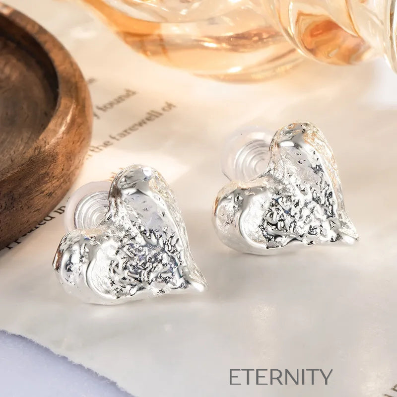 Zarcillos de Corazón con Textura Martelada Eternal Molten  Zarcillos Dorado Unica Acero Inoxidable  ETERNITY
