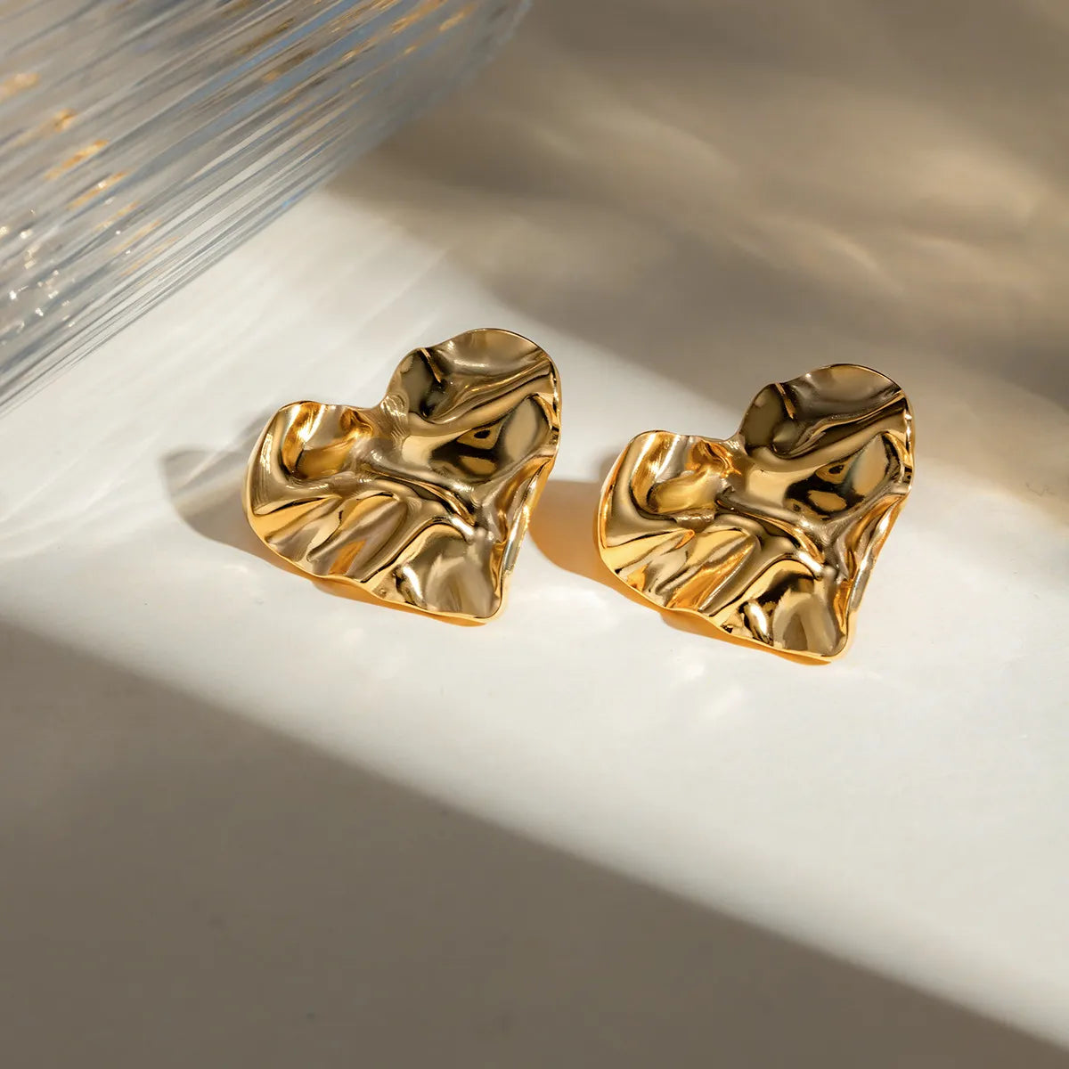 Zarcillos "Liquid Gold Heart" ETERNITY - Diseño Corazón Martillado