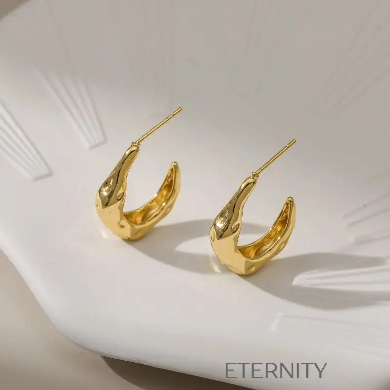Zarcillos de Aro Ethereal Hammered con Textura Orgánica e Irregular  Zarcillos Dorado Unica Acero Inoxidable  ETERNITY