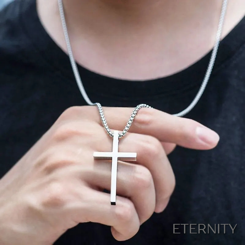Collar con Colgante de Cruz Religiosa Vintage Simple para Hombre2