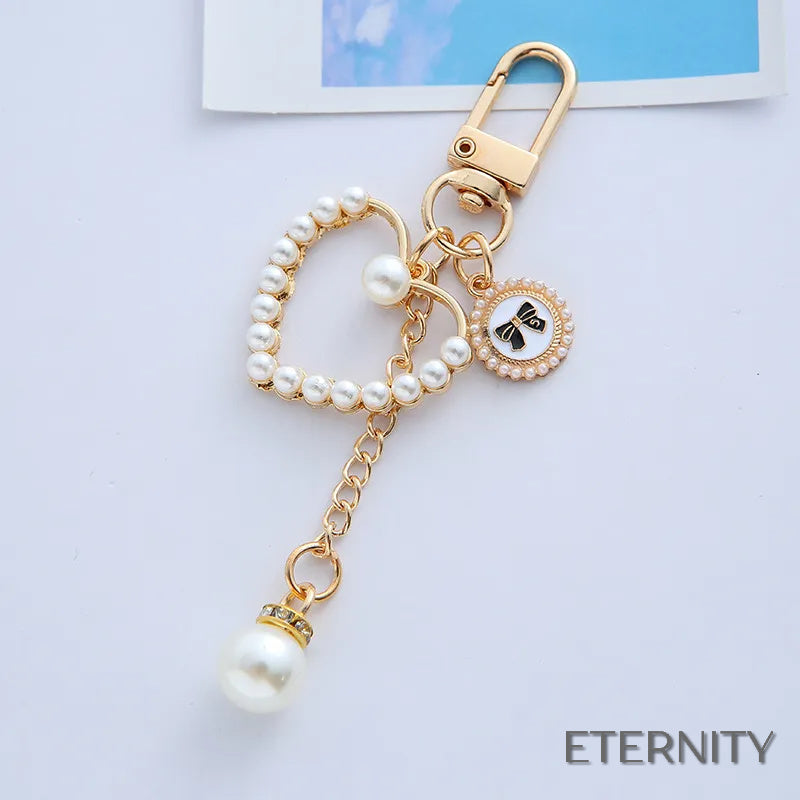 Llaveros Adorables para Mujer con Diseño de Corazón de Perlas y Detalles Dorados - ETERNITY