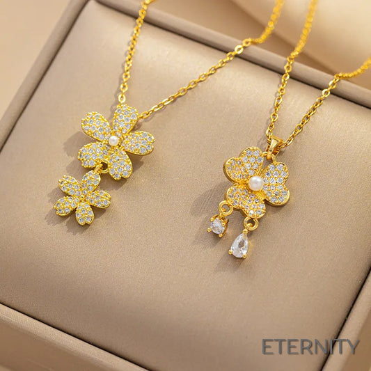 Cadena Dorado con Diseño de Flores Luminosas con Perla y Colgantes de Cristal - ETERNITY