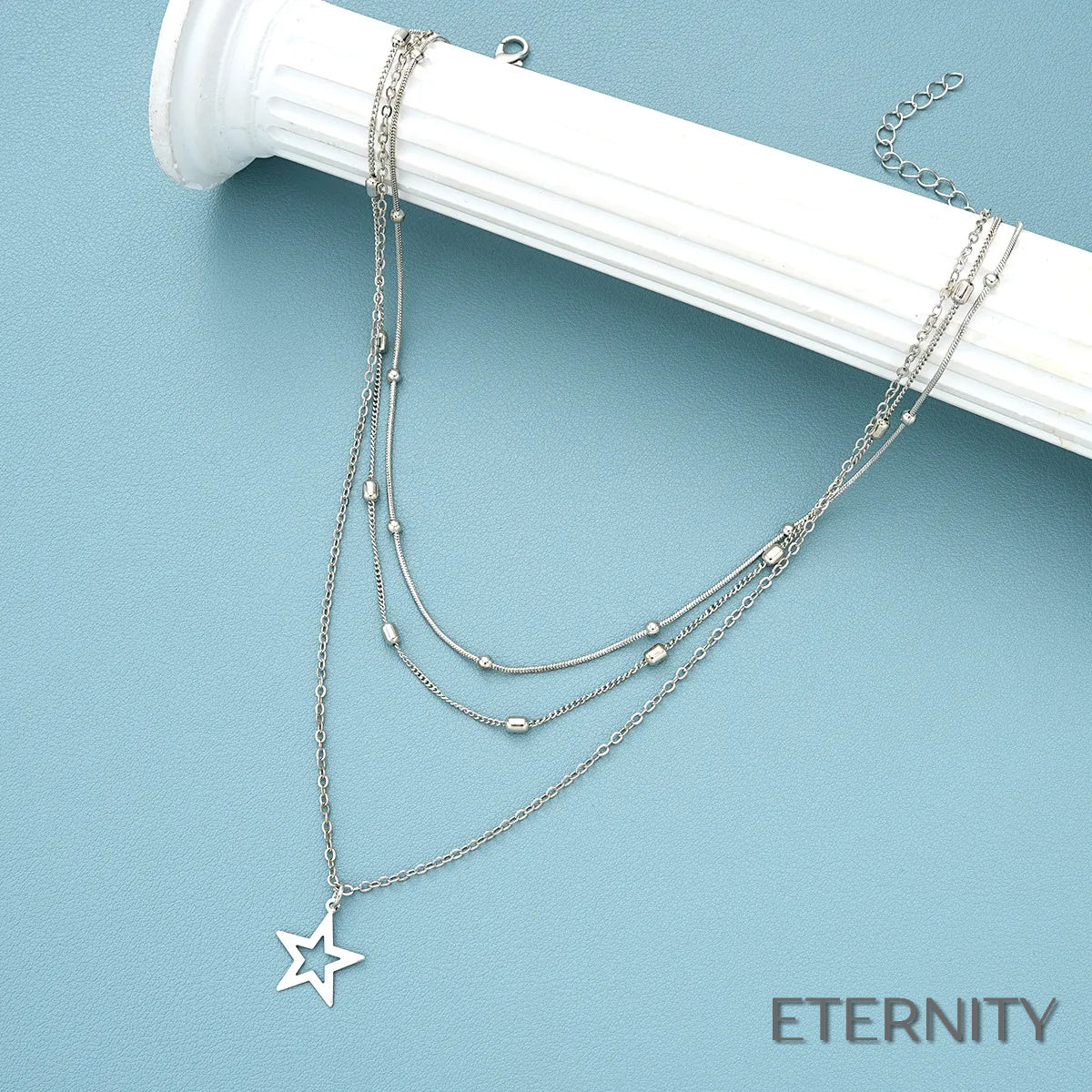 Elegante Cadena Femenina Plateada con Estrella Minimalista - ETERNITY