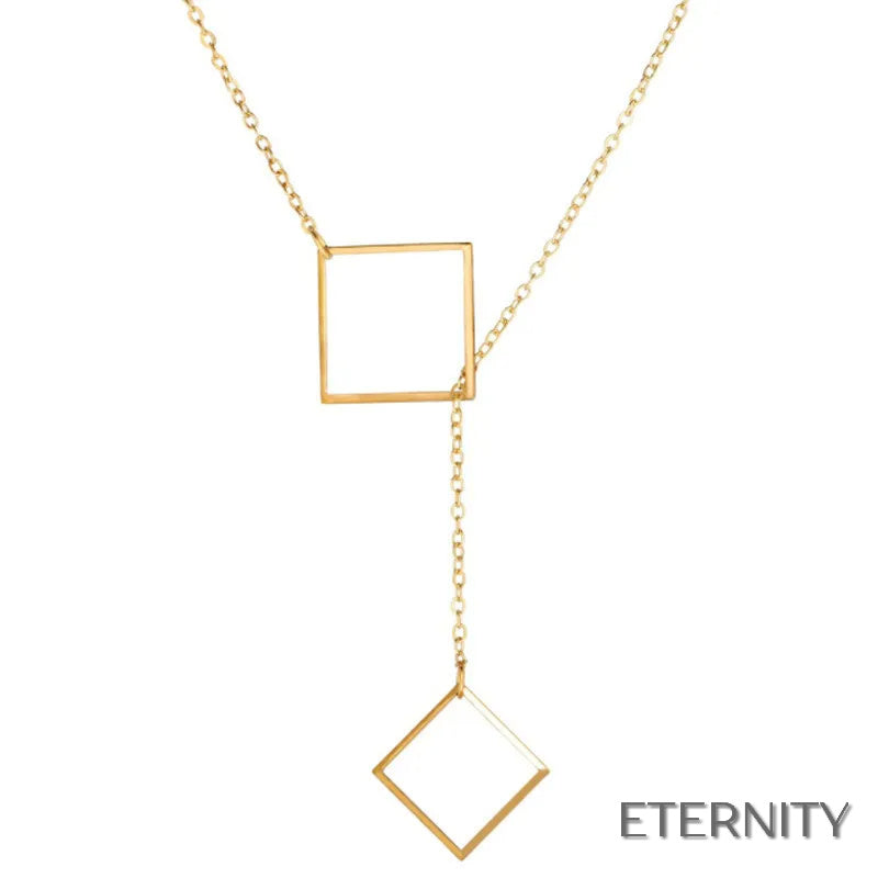 Cadena Dorada Delicada con Doble Dije Cuadrados - ETERNITY