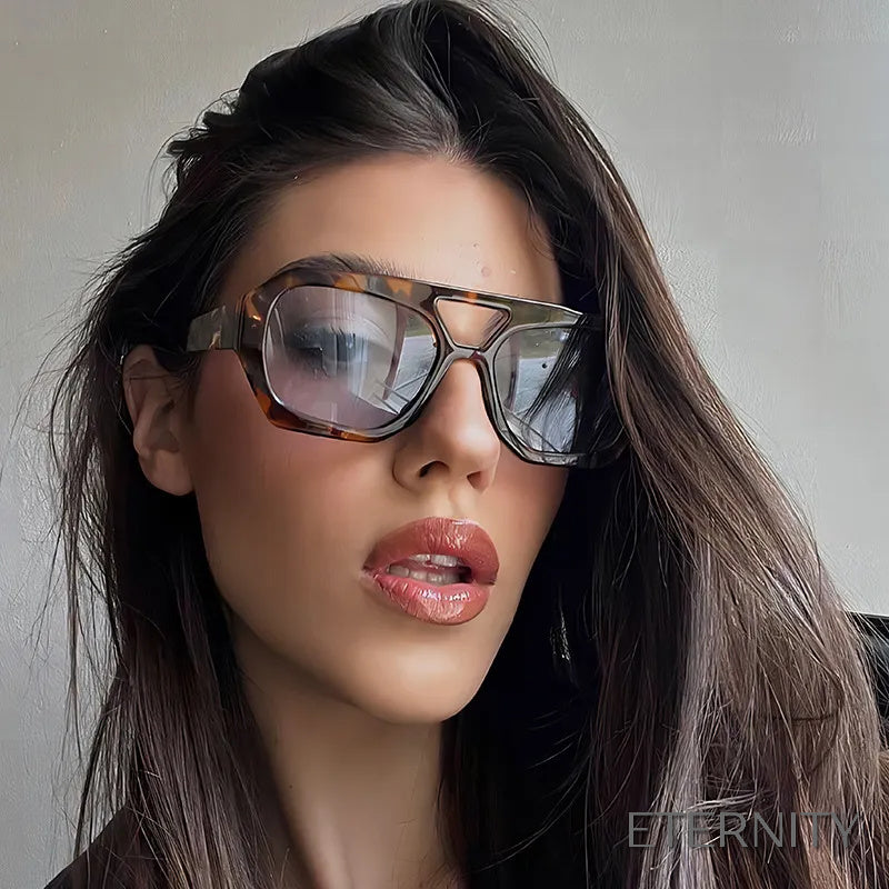 Lentes de Sol Modernos para Mujer: Montura Carey con Doble Puente - ETERNITY