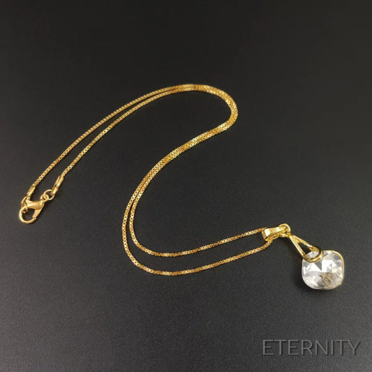 Set de Collar y Zarcillos Dorados con Cristal Facetado Cuadrado - ETERNITY