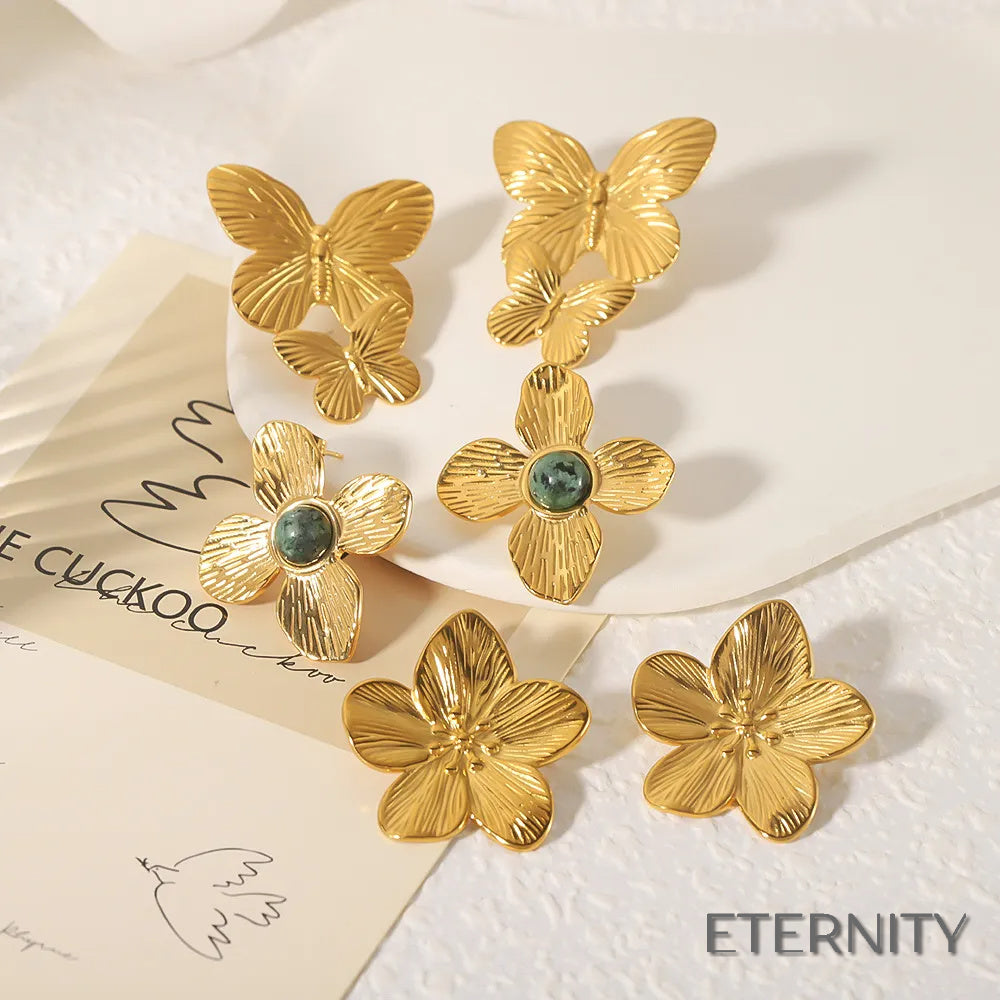 Zarcillos Dorados Estilo Retro con Diseño de Mariposa y Flor - ETERNITY