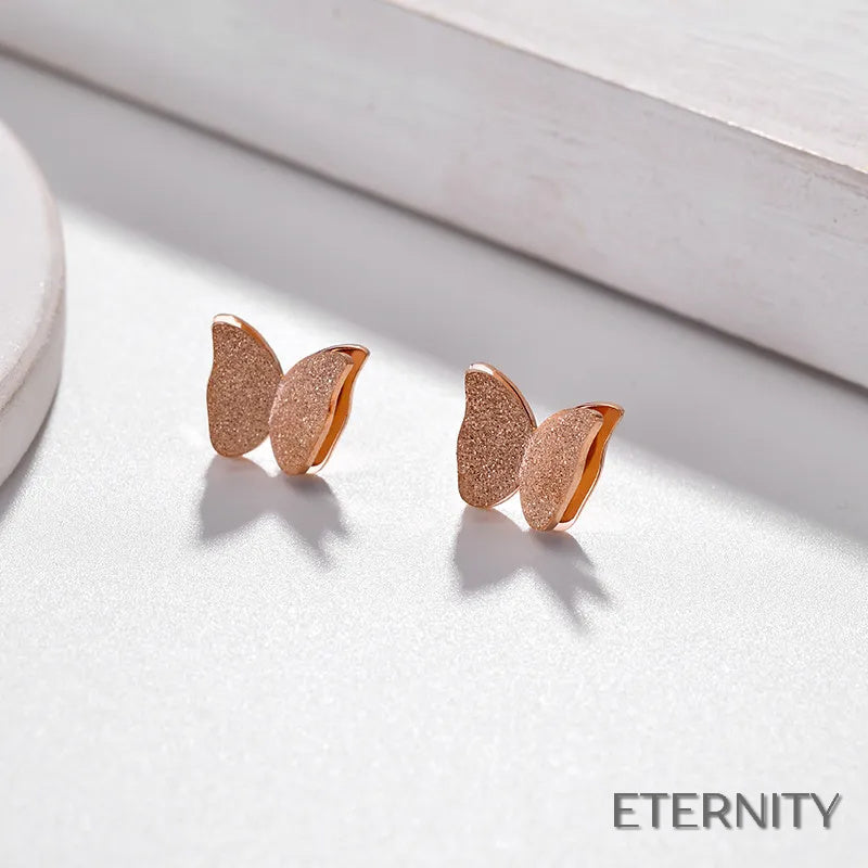 Elegantes Zarcillos Femeninos con Diseño de Mariposa Escarchada - ETERNITY