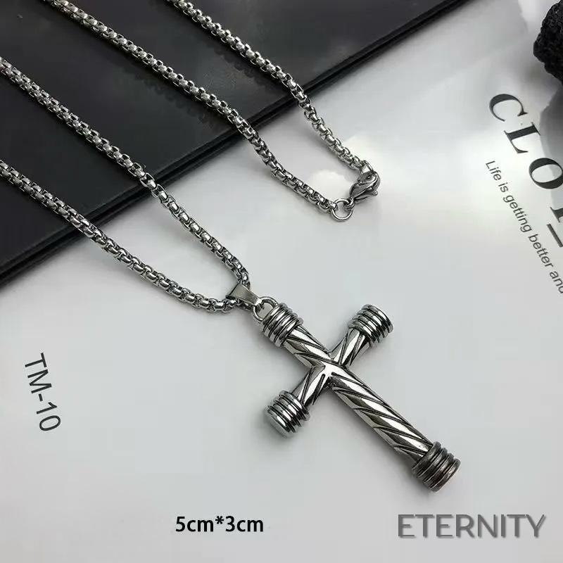 Collar con Colgante de Cruz Religiosa Vintage Simple para Hombre2